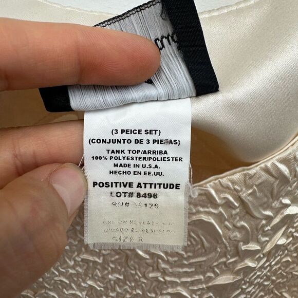 Vintage 90's Cream Satin Crinkle 3D Rose Floral Pattern Tank Camisole Size M - Picture 7 of 10